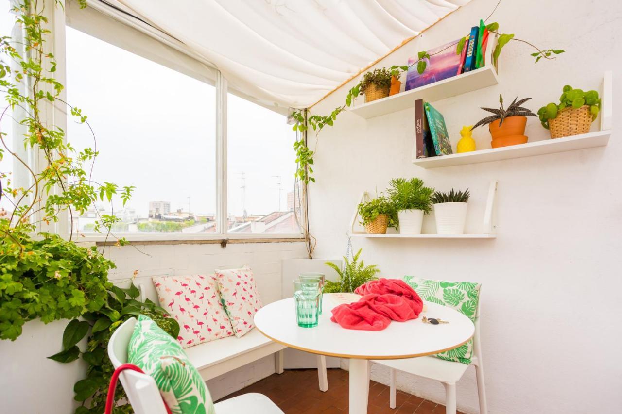 Duomo Views, Light, Jungle-Inspired Studio With Terrace Milánó Kültér fotó